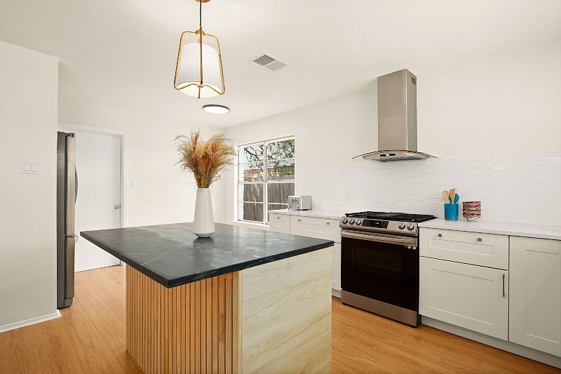 Furnished Finder property 386760_1 photo 11