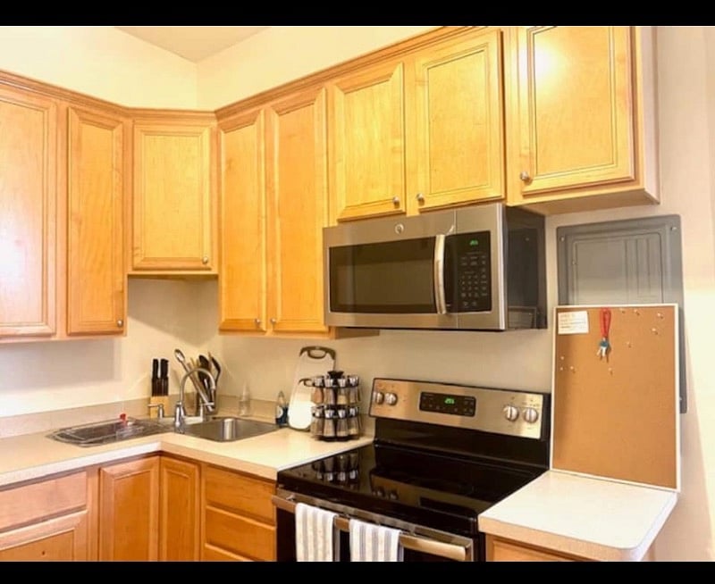 Furnished Finder property 386773_2 photo 9