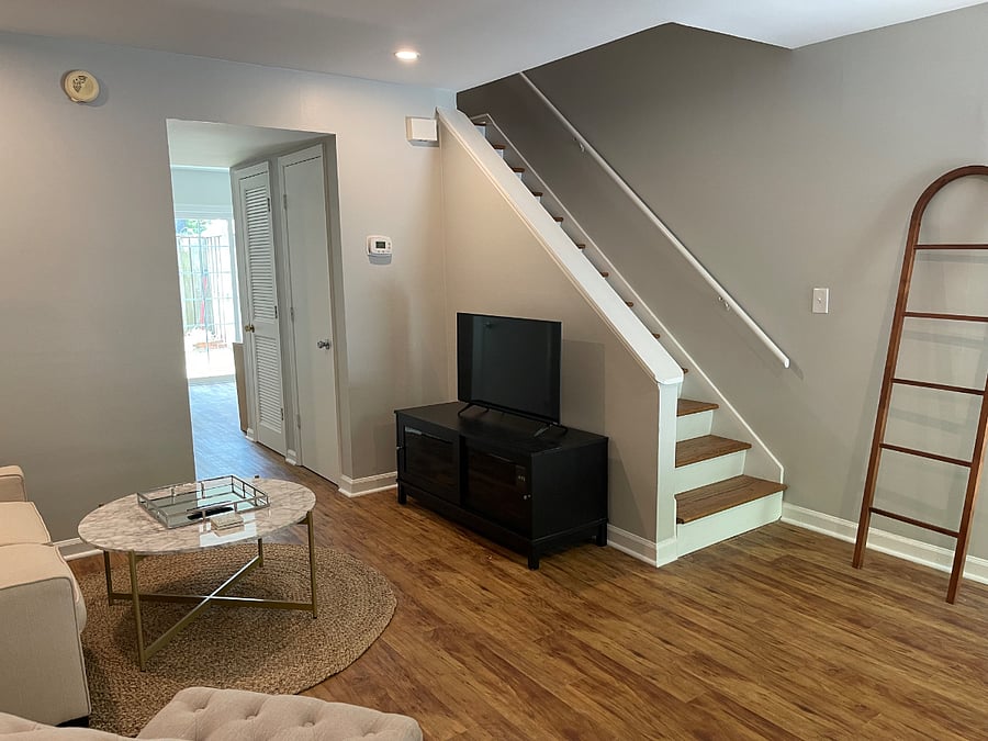 Furnished Finder property 386800_1 photo 8