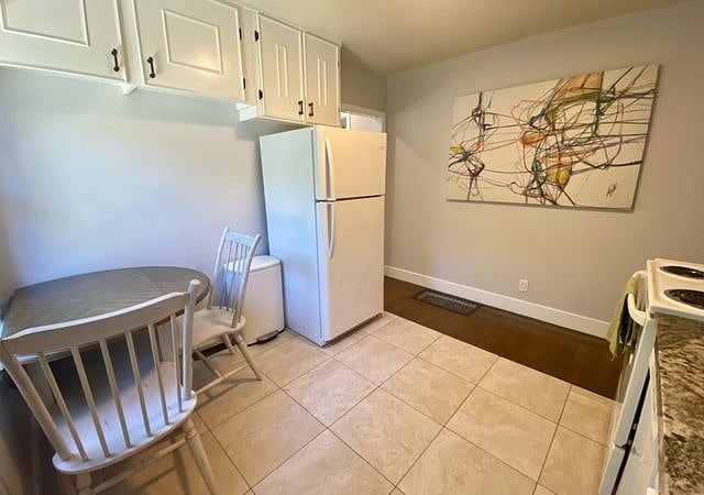 Furnished Finder property 386847_1 photo 9