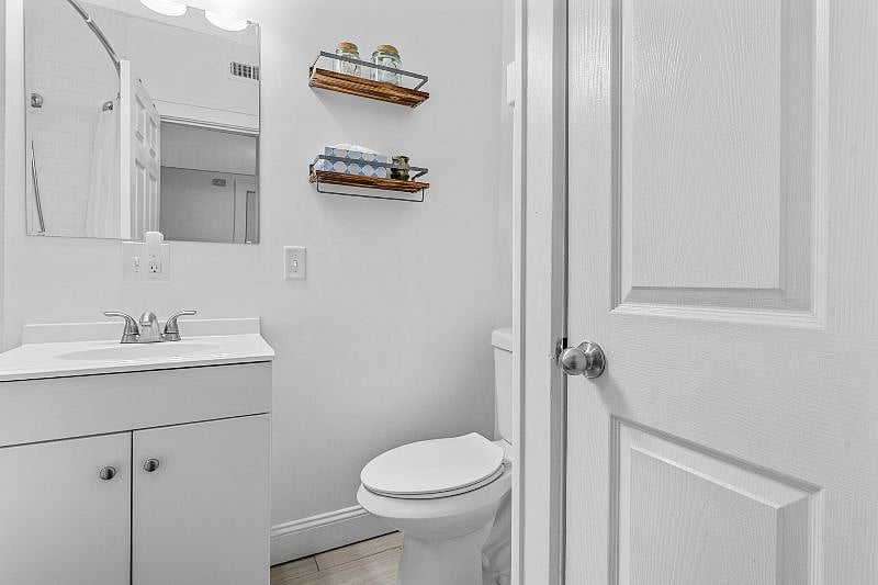 Furnished Finder property 386859_1 photo 9
