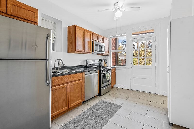 Furnished Finder property 386859_1 photo 11