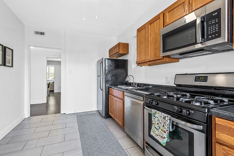 Furnished Finder property 386859_1 photo 10
