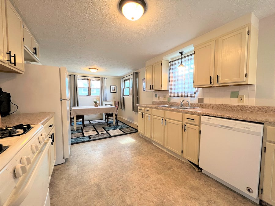 Furnished Finder property 386928_1 photo 12