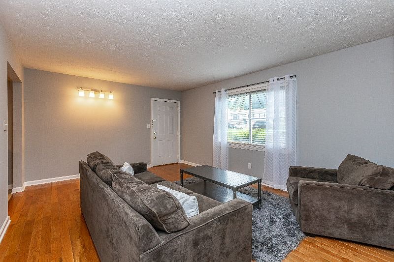 Furnished Finder property 386978_1 photo 5