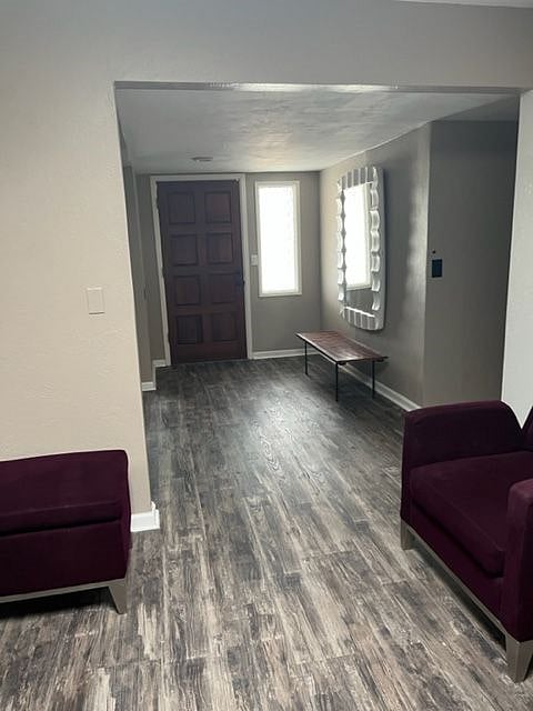 Furnished Finder property 387014_1 photo 3