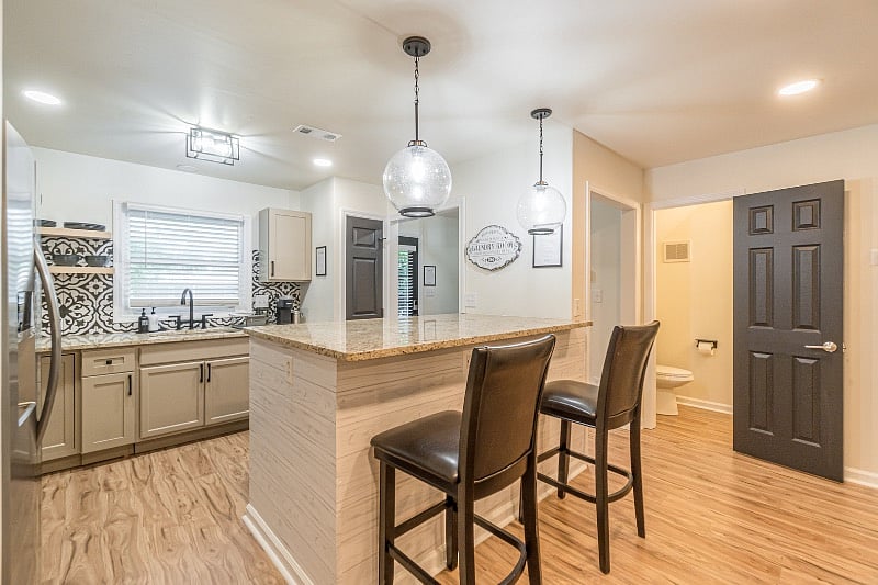 Furnished Finder property 387023_1 photo 12