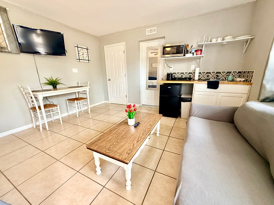 Furnished Finder property 387036_1 photo 10