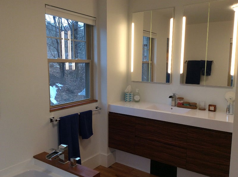 Second floor full bath