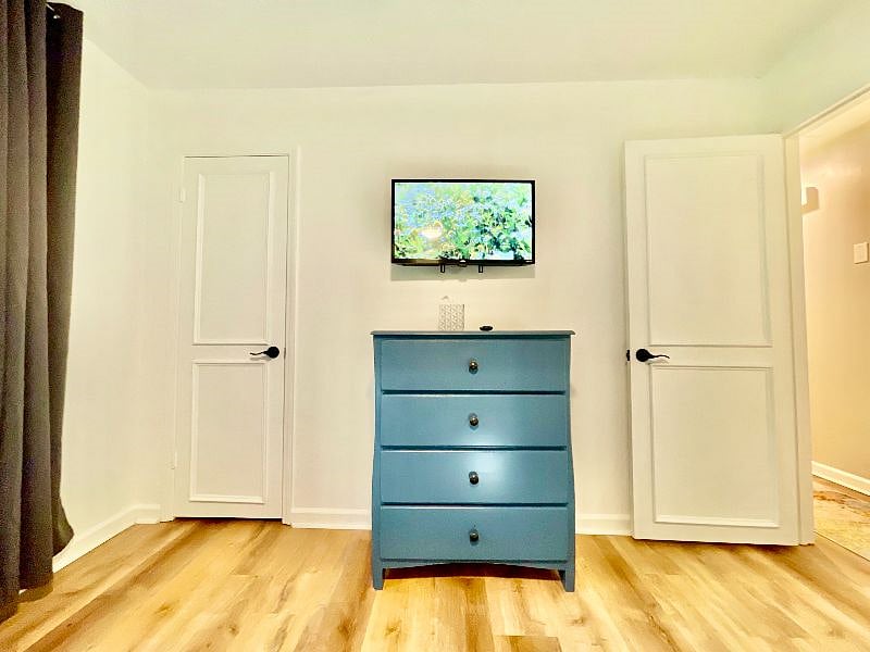 3rd bedroom. 30" smart TV