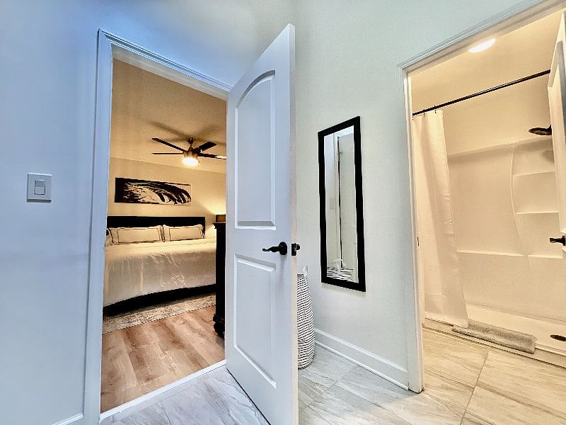 Master bathroom 