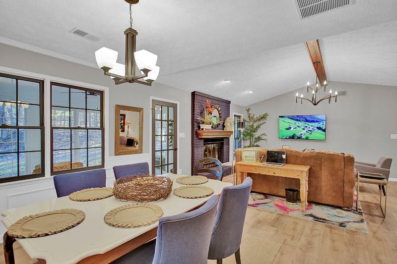 Furnished Finder property 387088_1 photo 9