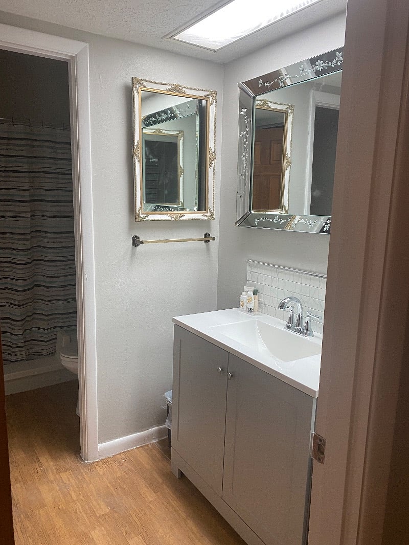 Master bath 