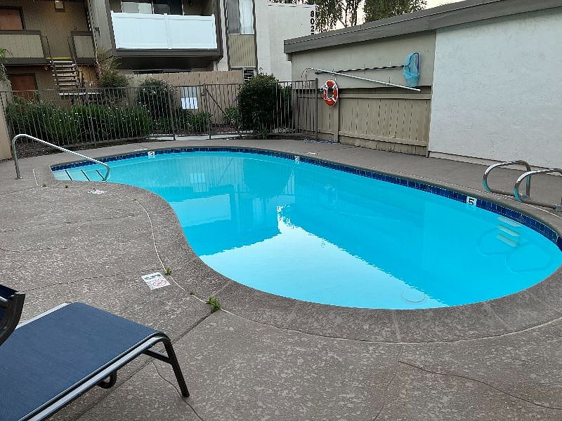 Furnished Finder property 387148_1 photo 23