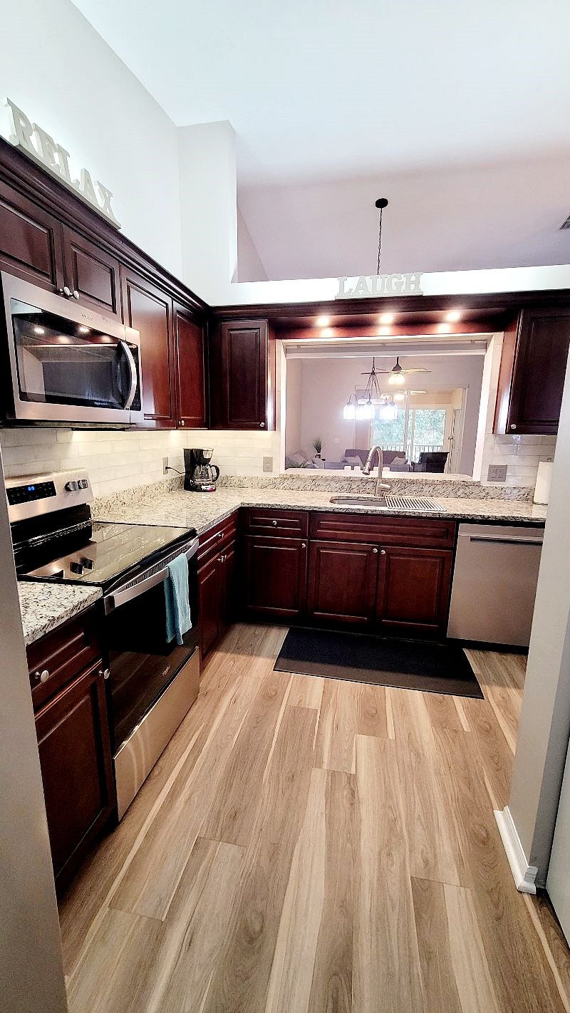 Furnished Finder property 387185_1 photo 24