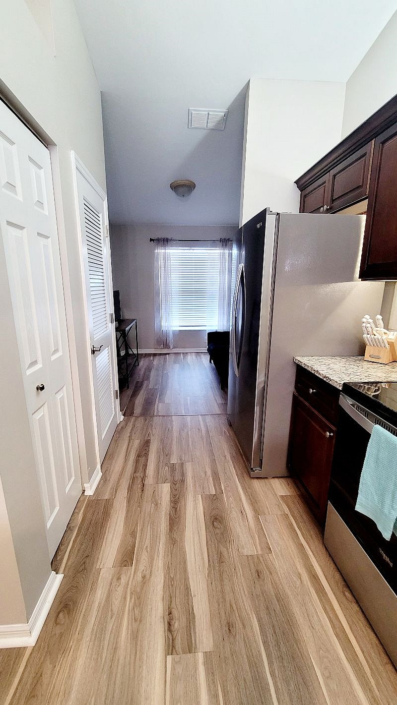 Furnished Finder property 387185_1 photo 28