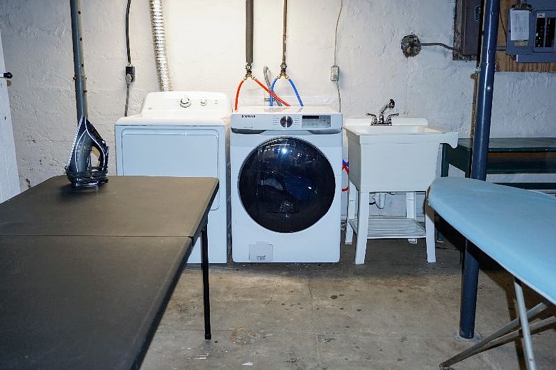 Basement Laundry