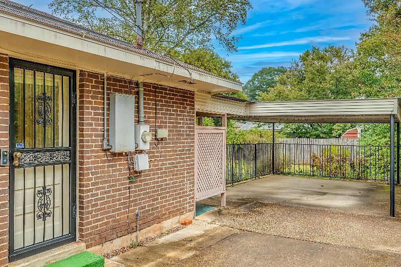 Furnished Finder property 387303_1 photo 3