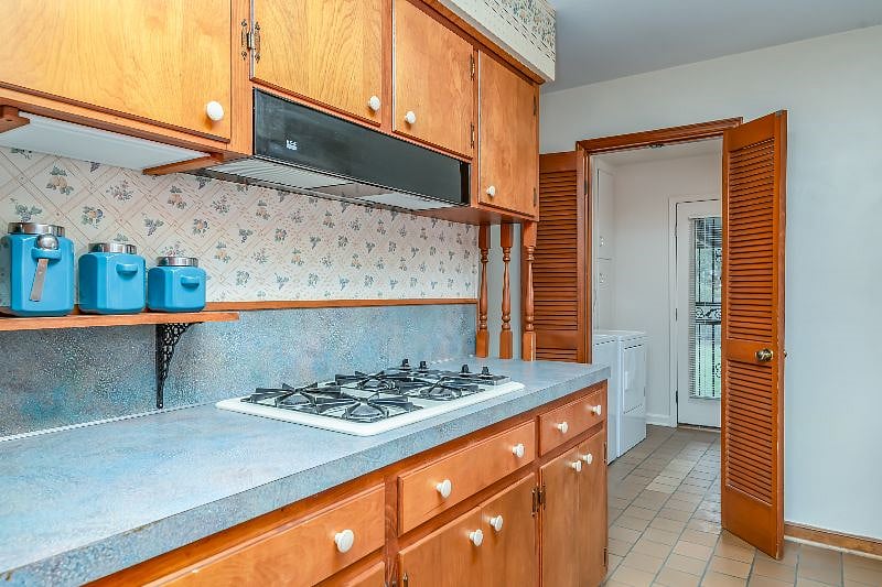Furnished Finder property 387303_1 photo 6