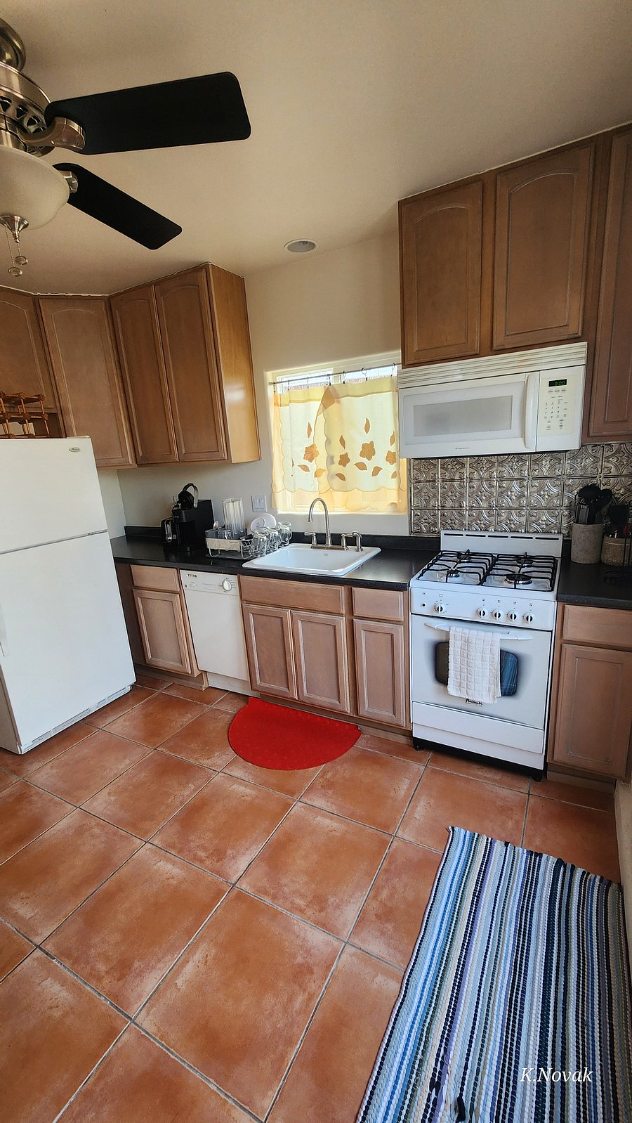 Furnished Finder property 387318_1 photo 12