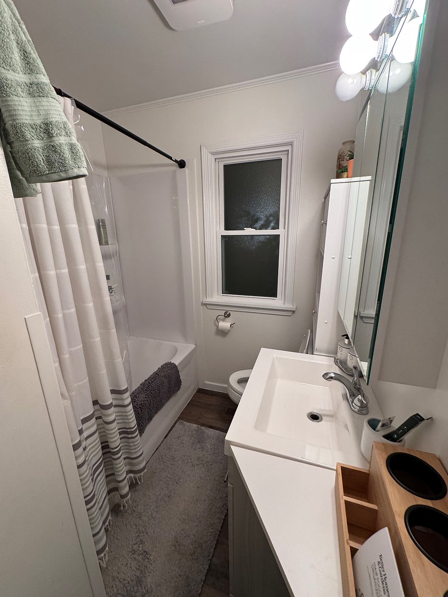 Furnished Finder property 387320_1 photo 3