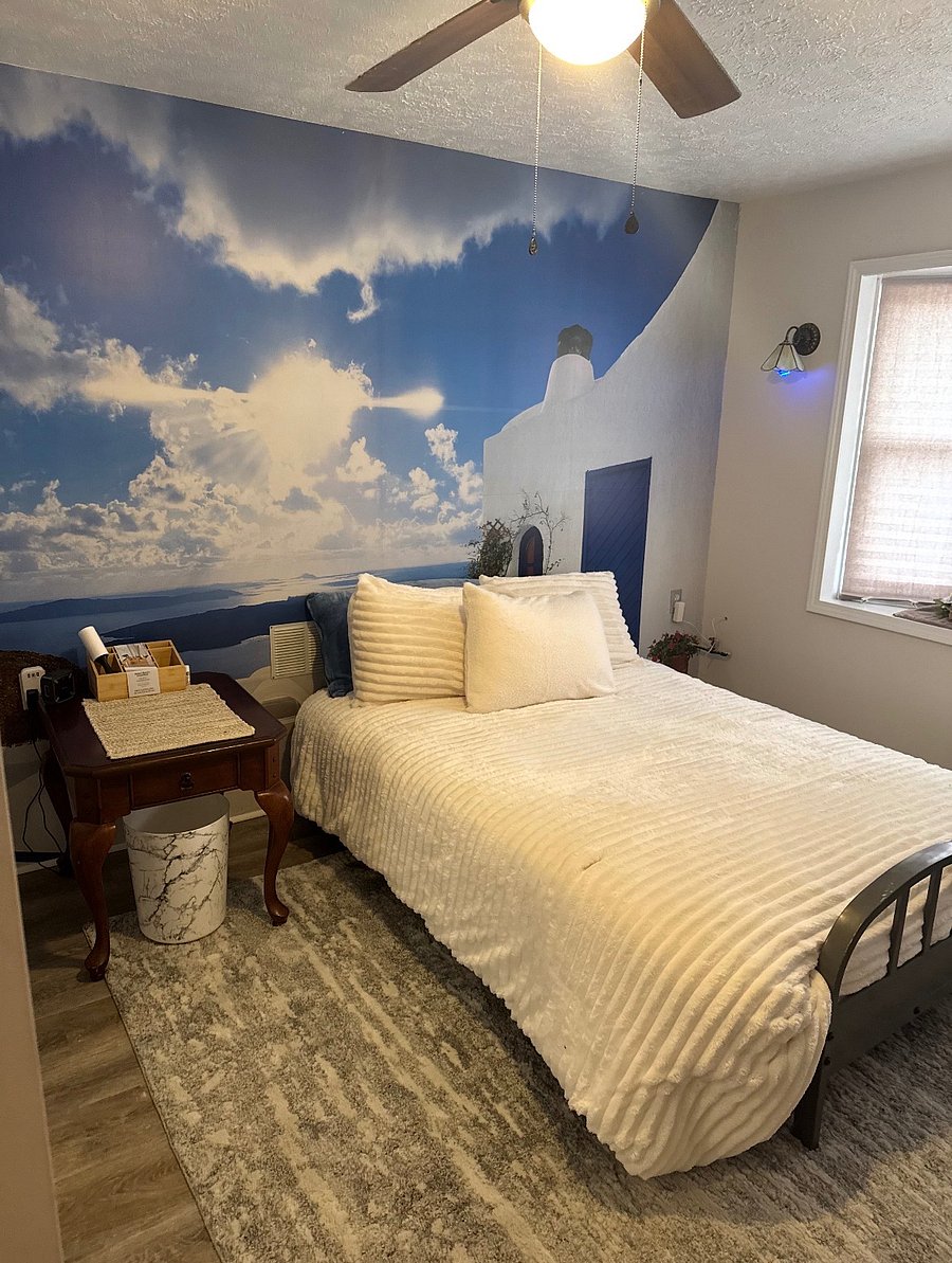 The Santorini Room cozy and perfect for relaxing after a long shift.