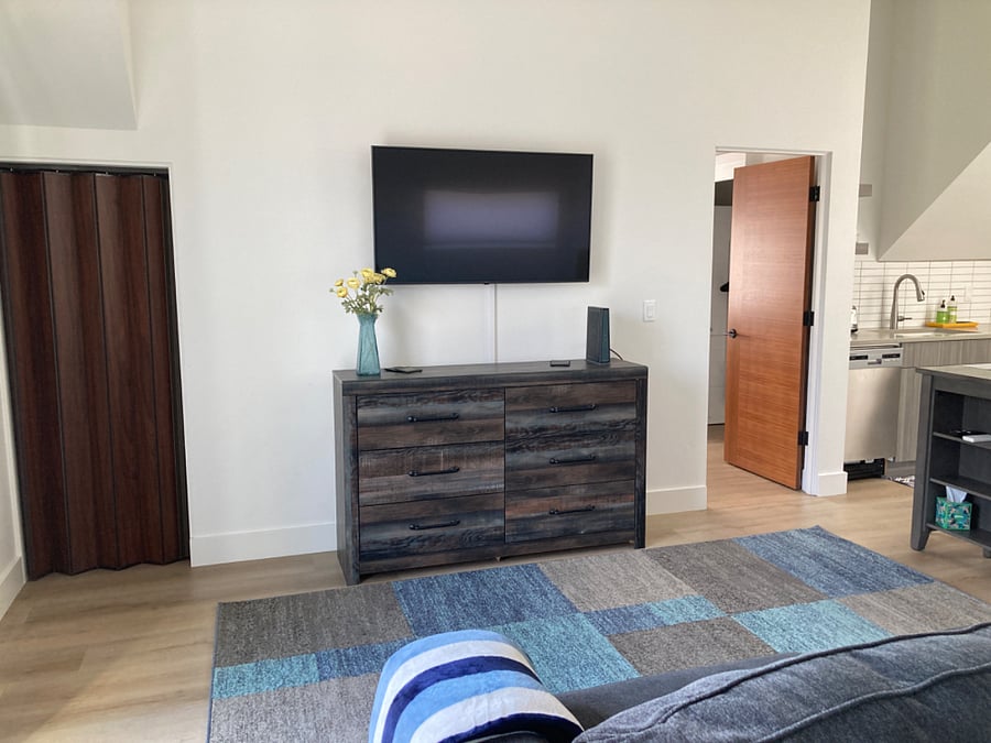 Furnished Finder property 387360_1 photo 6