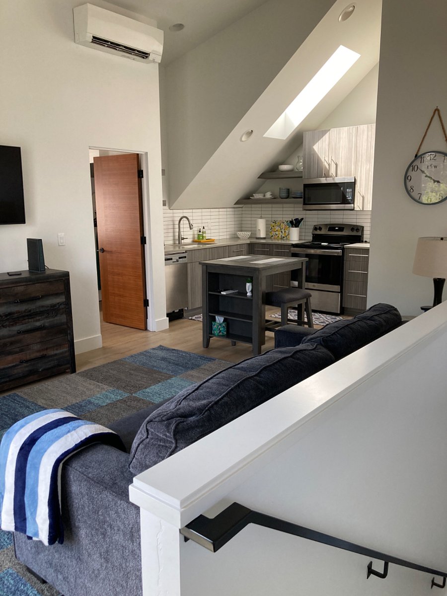 Furnished Finder property 387360_1 photo 14