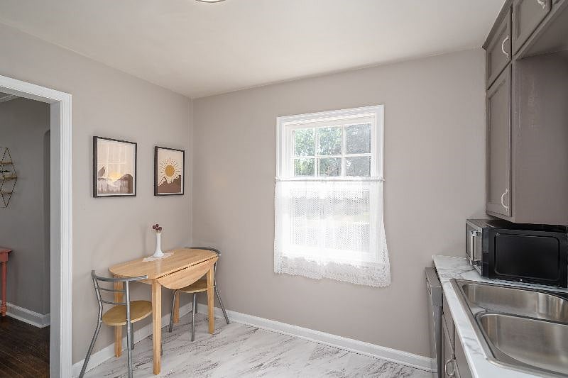 Furnished Finder property 387466_1 photo 6