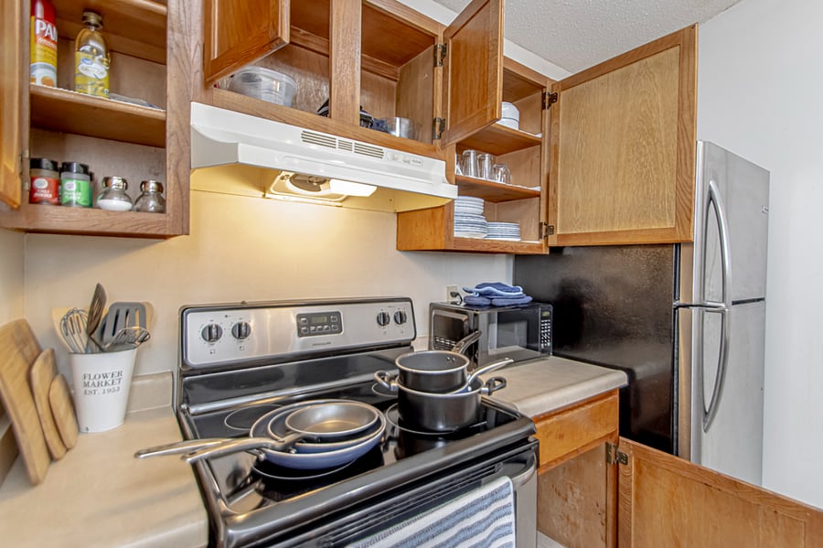 Kitchen utensils