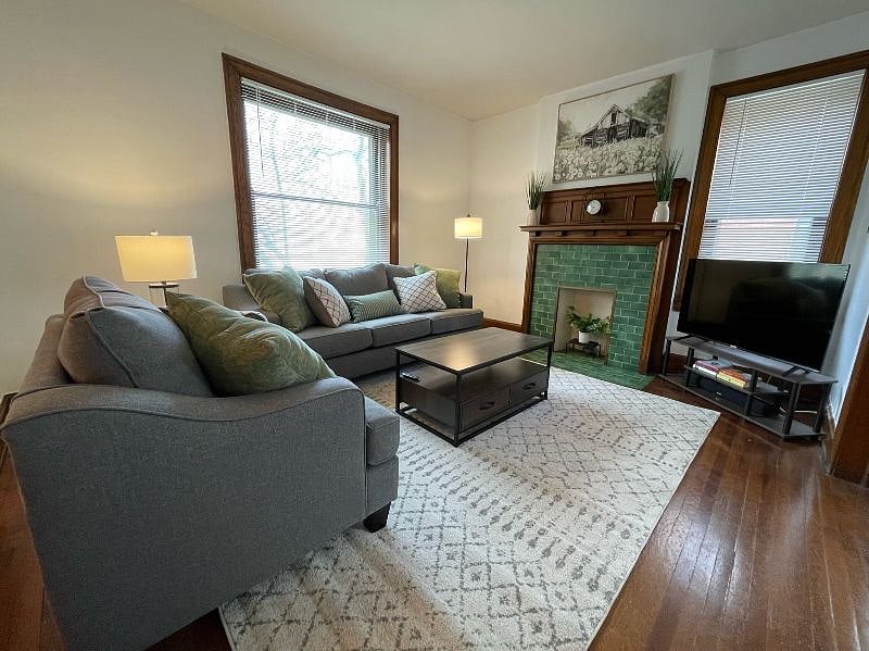 Furnished Finder property 387499_1 photo 8