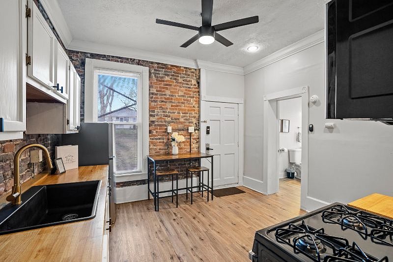 Furnished Finder property 387521_1 photo 4