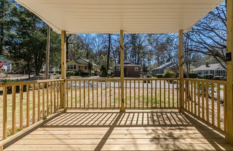 Furnished Finder property 387582_1 photo 3