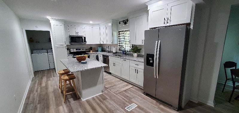 Furnished Finder property 387582_1 photo 4