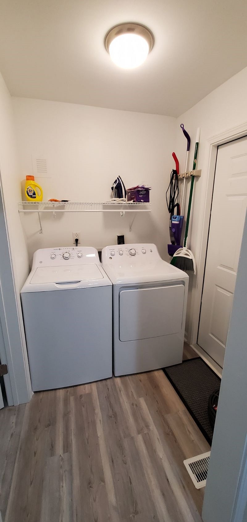 Furnished Finder property 387582_1 photo 8