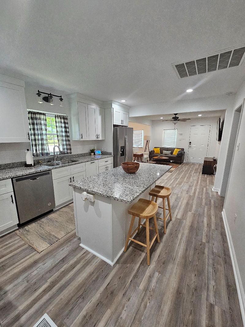 Furnished Finder property 387582_1 photo 6
