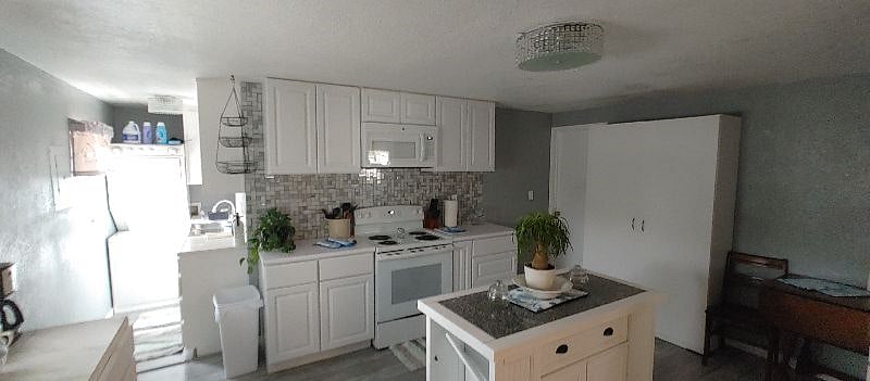 Furnished Finder property 387643_1 photo 21