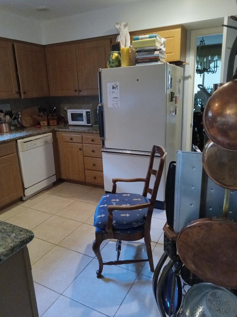 Furnished Finder property 387660_1 photo 11