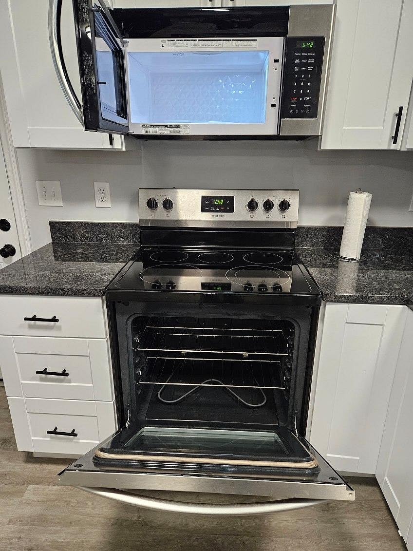 Furnished Finder property 387676_1 photo 7