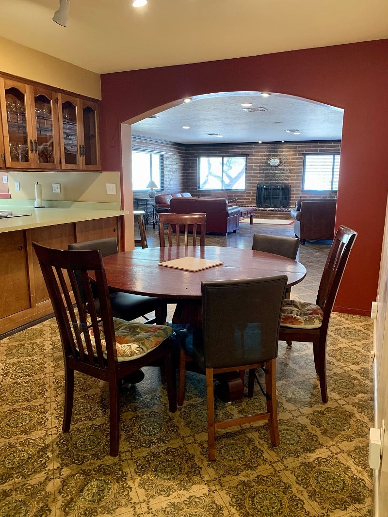 Dining room table