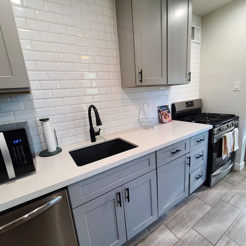 Fully stocked kitchen.