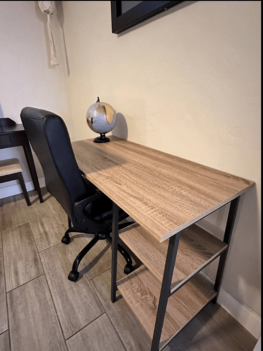 Desk in king bedroom.