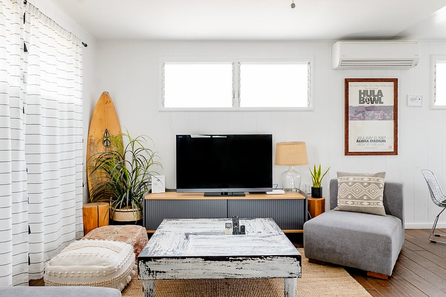 Gather around your cozy living room equipped with high powered air conditioning.