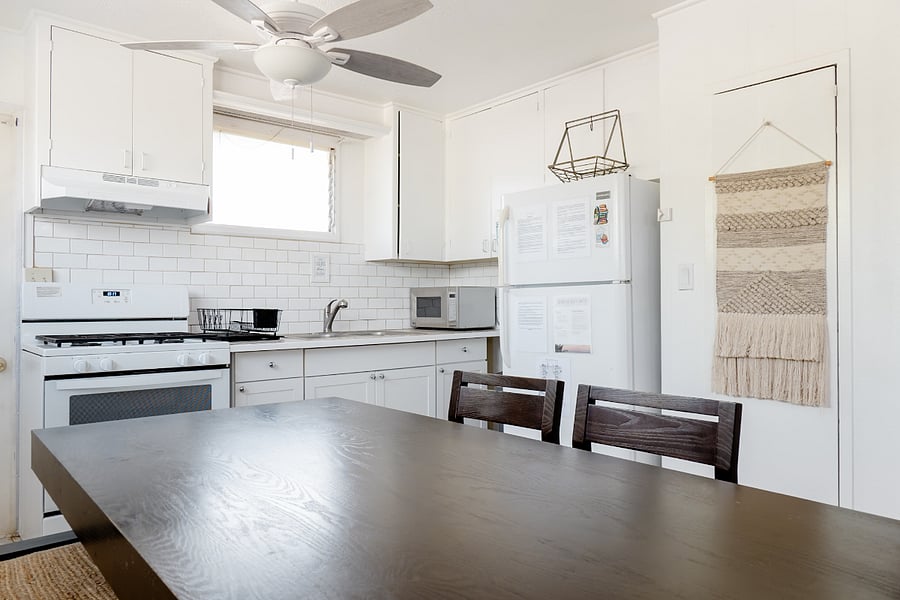 Enjoy your home cooked meals in our fully stocked kitchen!