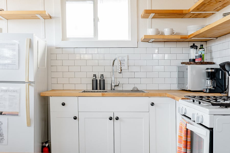 Enjoy your home cooked meals in our fully stocked kitchen!