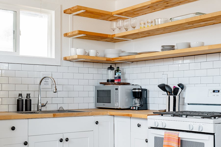 Enjoy your home cooked meals in our fully stocked kitchen!