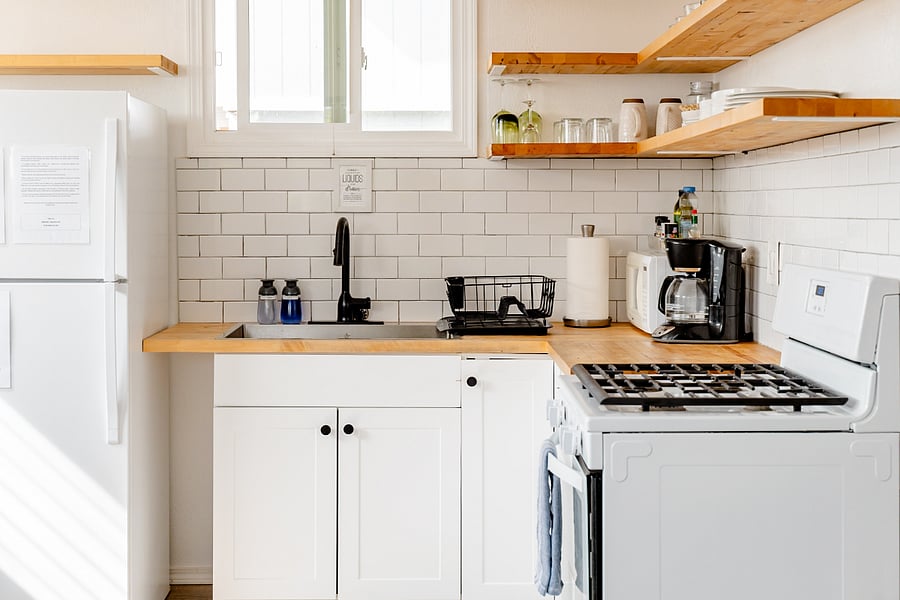Enjoy your home cooked meals in our fully stocked kitchen!