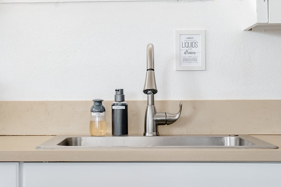 Enjoy your home cooked meals in our fully stocked kitchen!