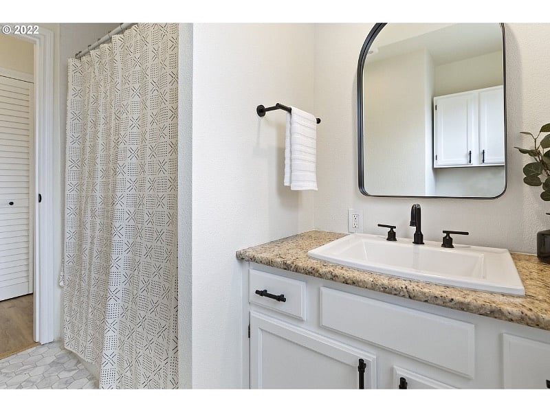 Furnished Finder property 387726_1 photo 9
