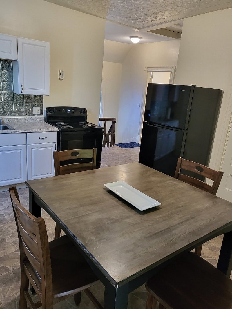 Furnished Finder property 387742_2 photo 3